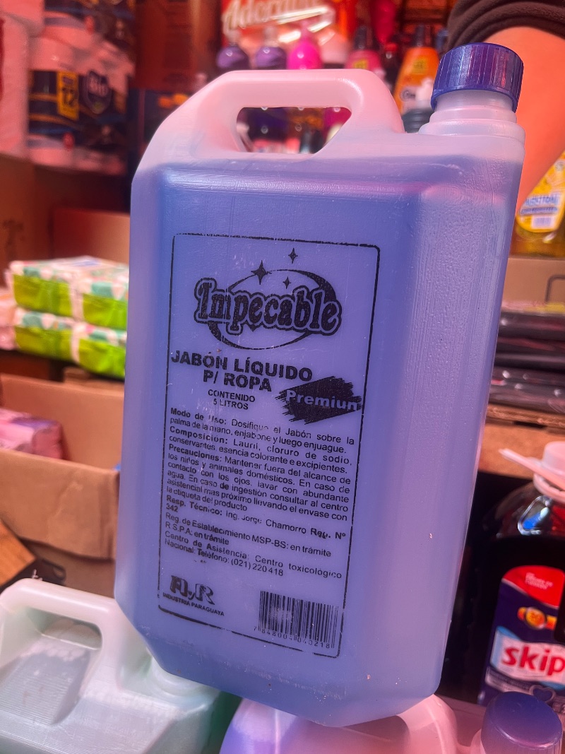 Jabón líquido para ropa